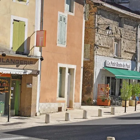 Spacious Holiday With Pool In Saint-paul-les-fonts