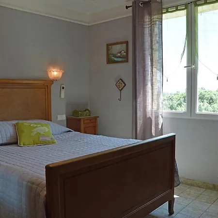 ヴィラ Spacious Holiday With Pool In Saint-paul-les-fonts Saint-Thomé